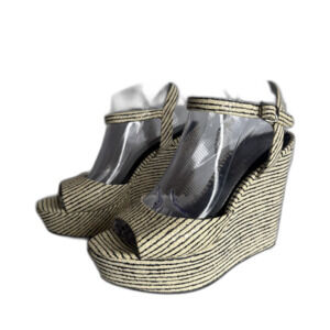 Alice + Olivia Shoes Womens Size 8.5 Black Cream Wedge Platform Sandals Striped